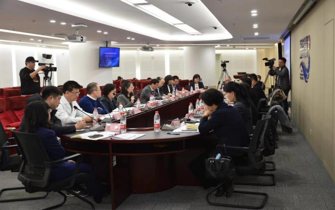 一院多区促医疗高质量发展《卫民有医技》走进大连市妇女儿童医疗中心（集团）