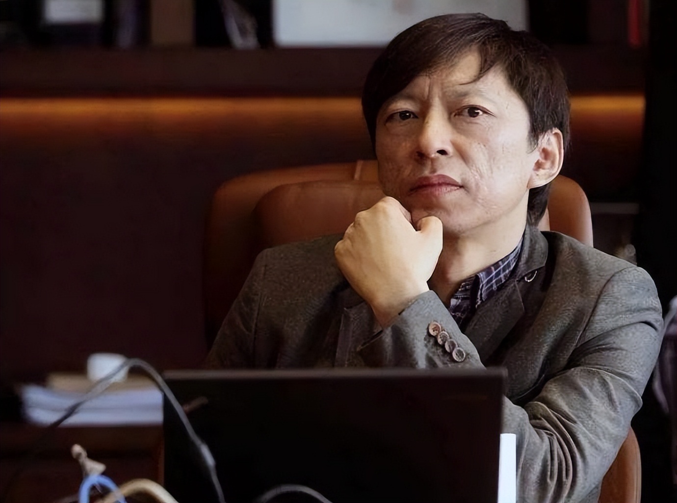 17岁上北大的他,他十七岁考上清华22岁生子