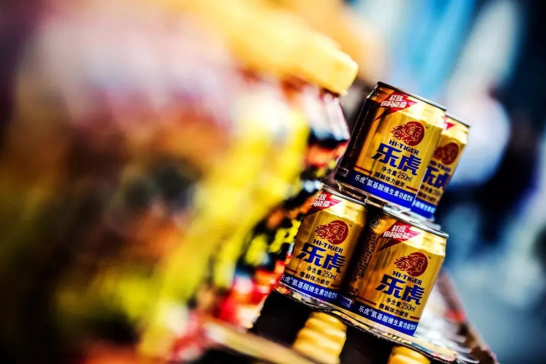 运动饮料脉动和尖叫哪个好,脉动尖叫运动饮料