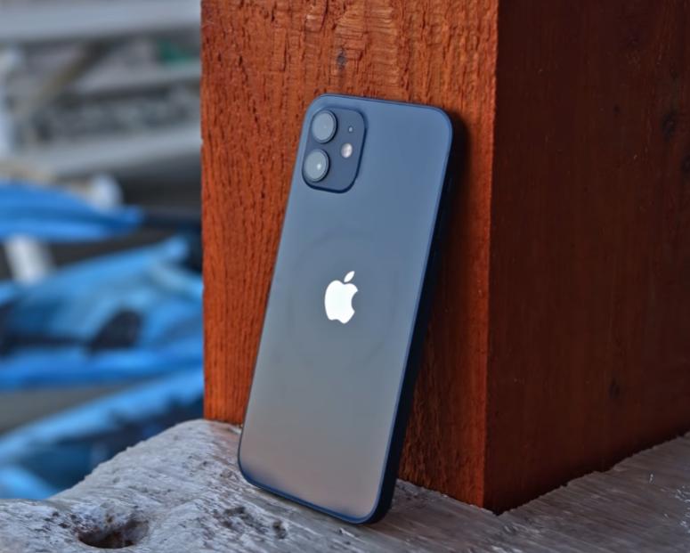 老司机最爱的3款二手旗舰，流畅度堪比2022新机，最低不到2000元