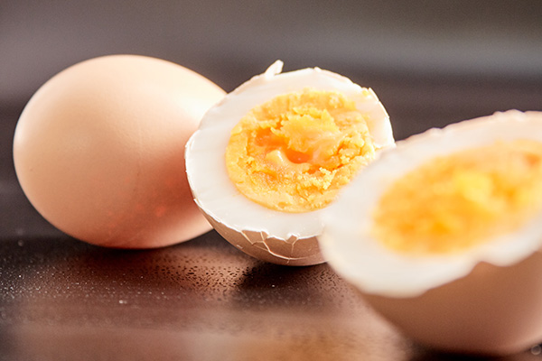 8岁儿童有白头发缺什么营养,白头发越长越多是缺了两种营养