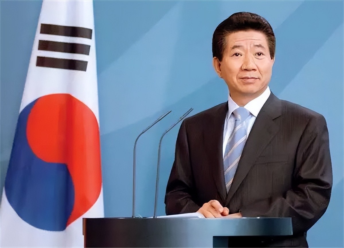 韩国总统卢武铉跳崖,韩国总统卢武铉之死