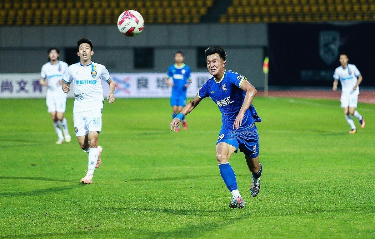 中超武汉长江队所面临的困难,中超武汉不敌国安