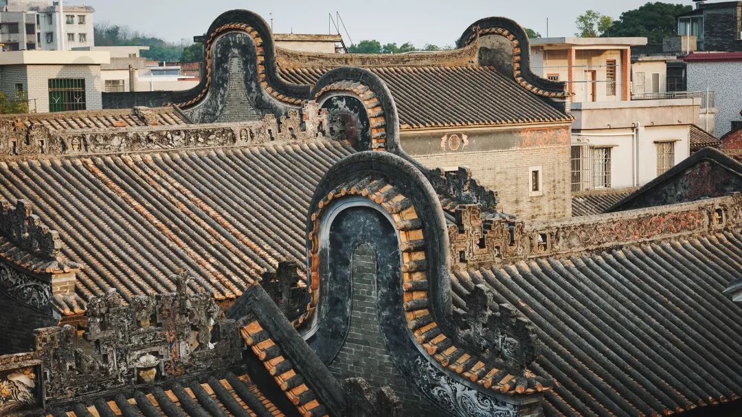 奇了怪了，究竟是什么宝地让广州老饕们也净爱往这钻？