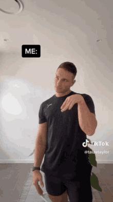 这个动作，被认为是基佬的标志？学起来，去捡肥皂