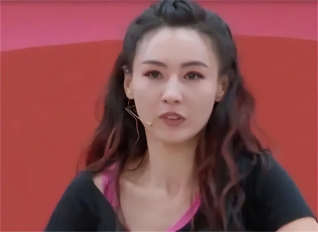 八位花钱如流水的女星,花钱如流水的四个女星