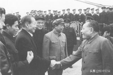 1997年，*小平邓**逝世，夫人卓琳致信*党**中央：*小平邓**交代了5个后事