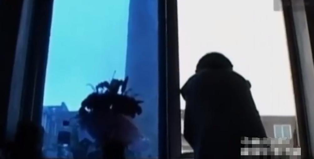 故事：大连39岁姑娘患怪病，皮肤坚硬宛如石膏，专家结论希望渺茫