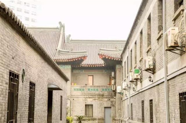 南京军区军人俱乐部,南京17年的军人俱乐部