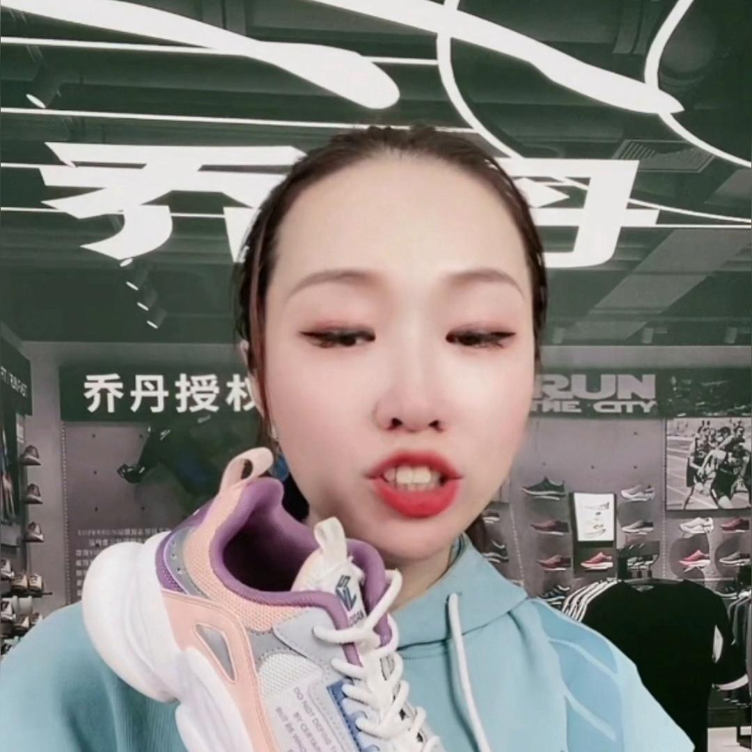 乔丹运动鞋女鞋夏季网面透气黑,乔丹运动鞋女鞋夏季网面