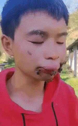 “无意中在女同事车上发现的，这是用来干嘛的？”网友们内涵了