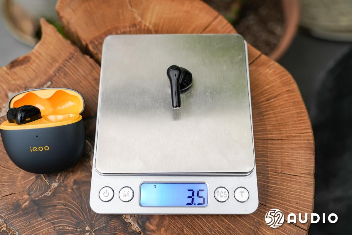 iqootwsair真无线耳机音质测评,iqoo蓝牙耳机tws1和2测试看电影