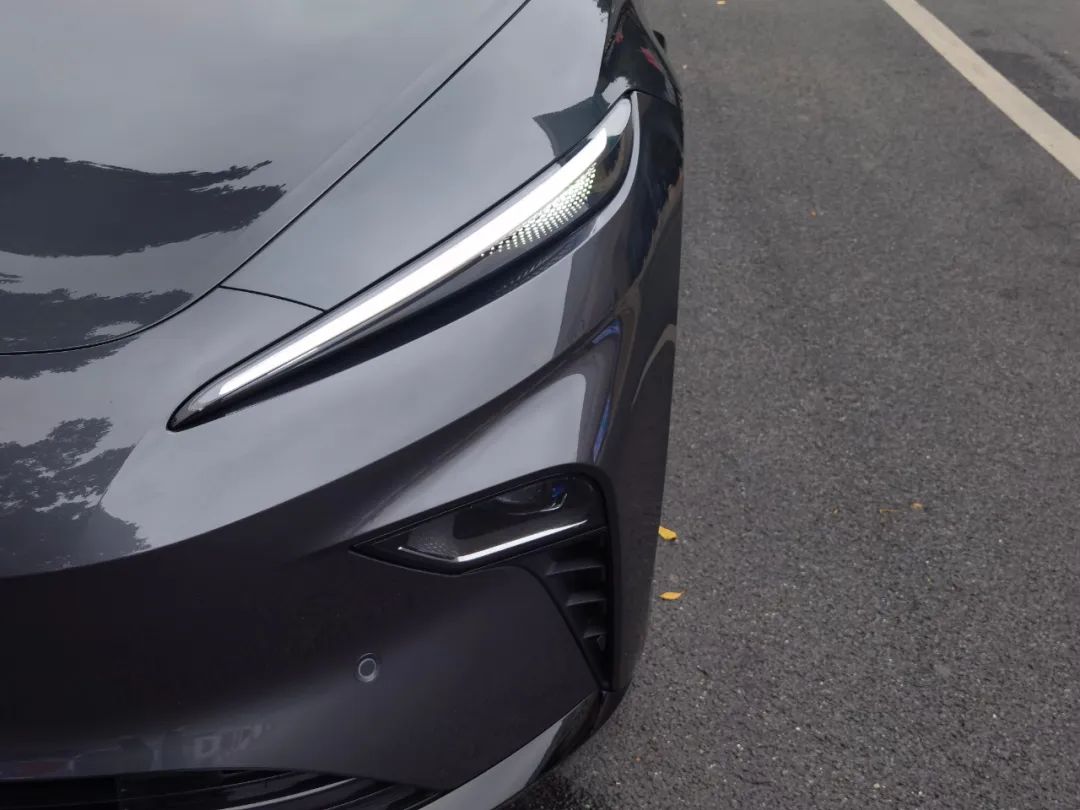 飞凡f7迈巴赫座舱舒适跟豪华区别,飞凡f7巴赫座舱第一章