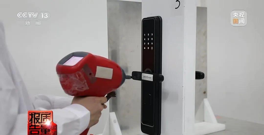 电子门锁老是报警,酒店电子门锁常见故障及维修