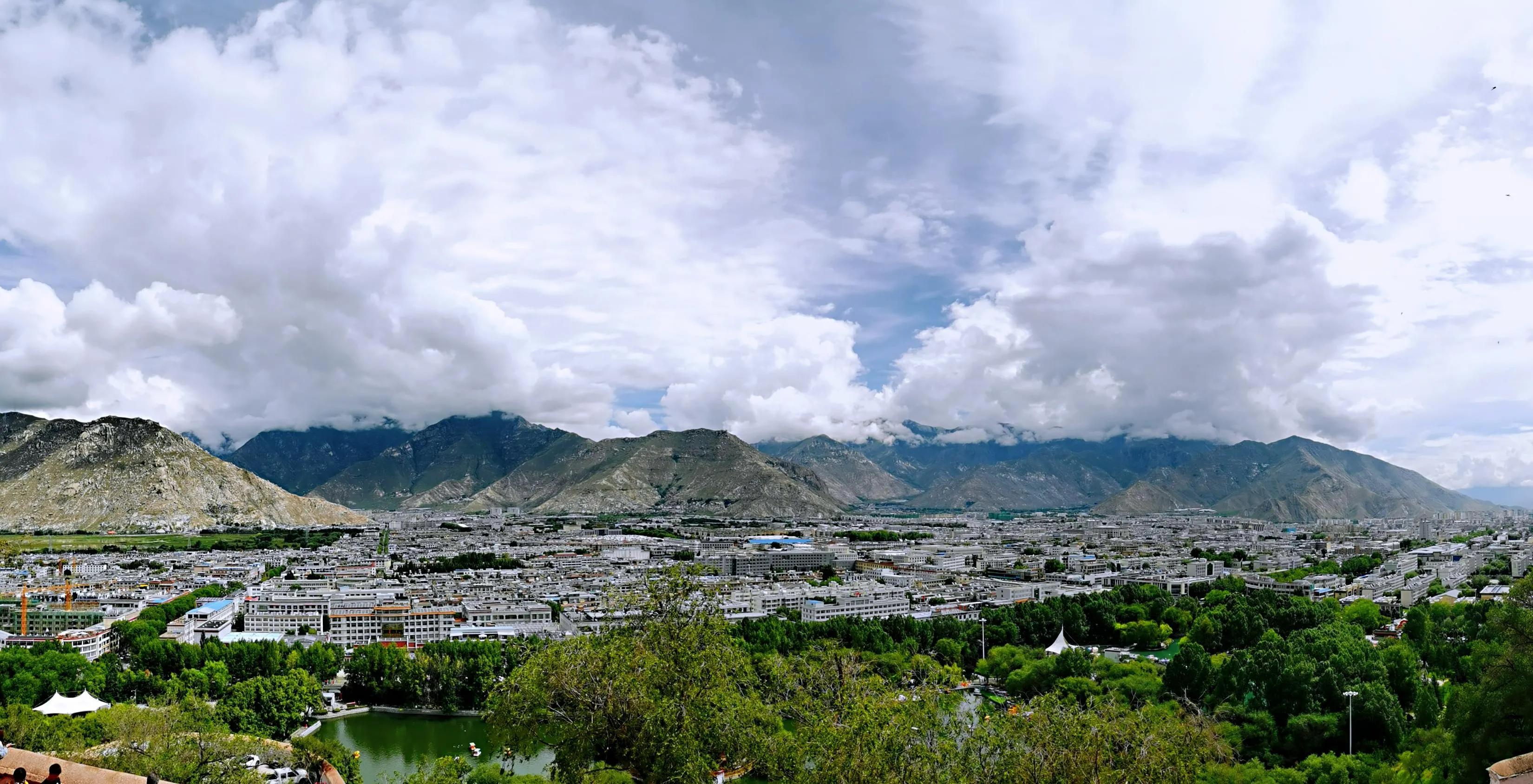 雪域圣城布达拉宫歌舞,美丽的雪域高原神奇的布达拉宫