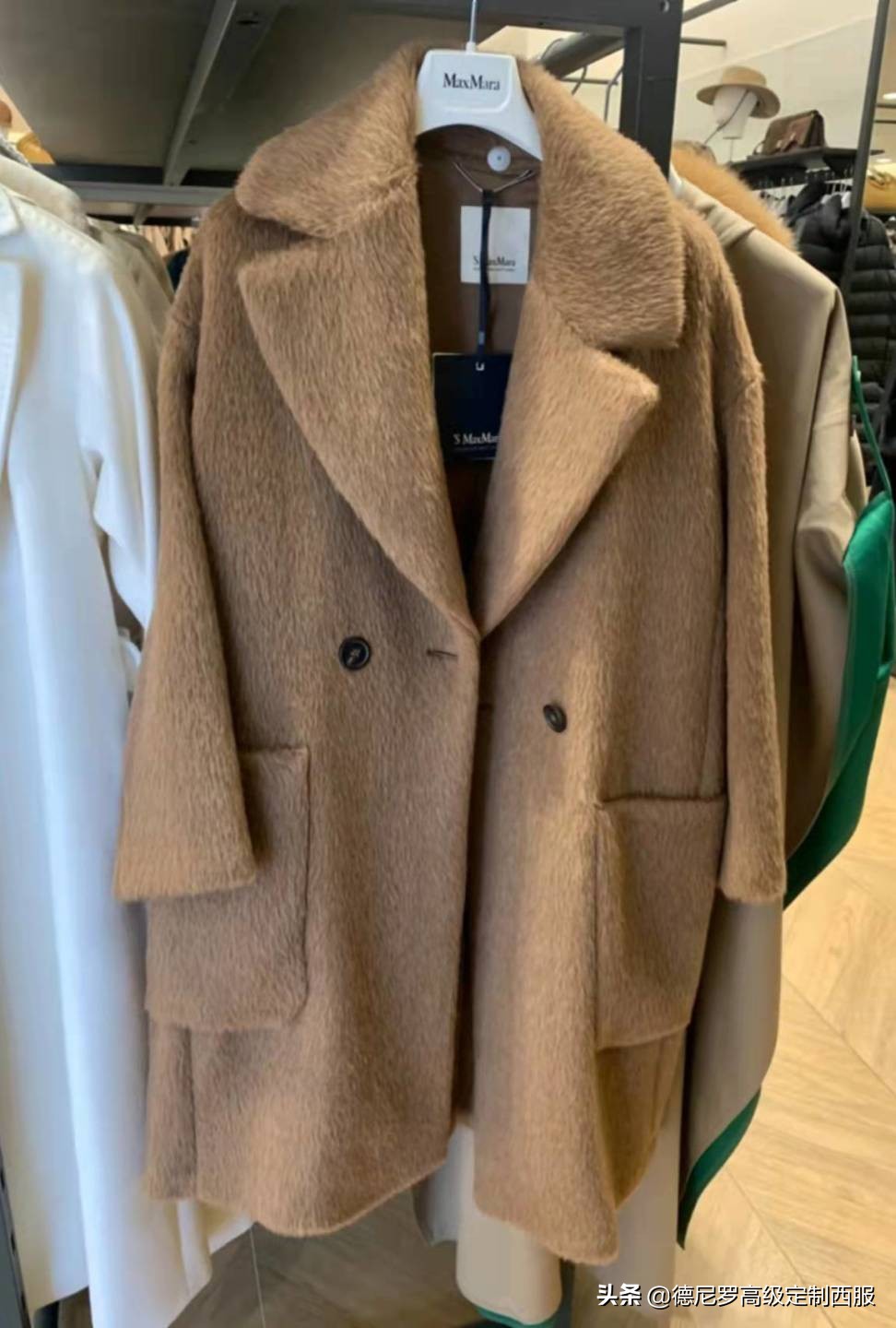 羊毛大衣的面料讲解,如何从面料上看出纯羊毛大衣