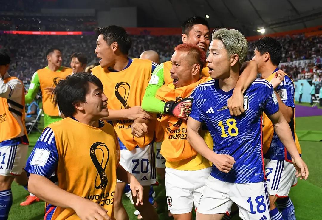 第一轮小组积分榜,第一小组出线