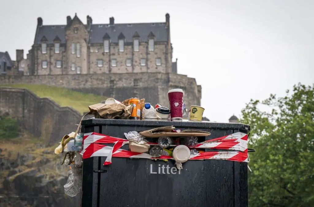 英国150所大学罢工名单,大使馆回应英国留学生包机