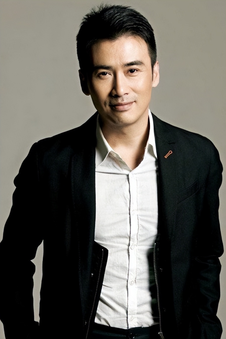 口碑最好潜伏的谍战剧15部,十部熬夜必看谍战剧潜伏第一名