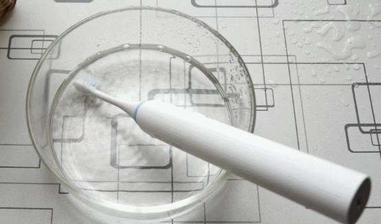 长期用电动牙刷对牙齿有伤害吗,超声波的电动牙刷能刷干净牙齿吗