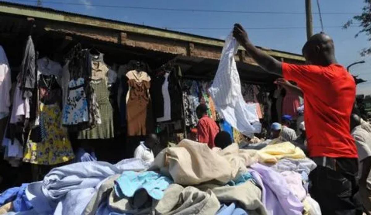 中国旧衣服被非洲人哄抢,一天卖掉20万!女式内衣最受当地人欢迎