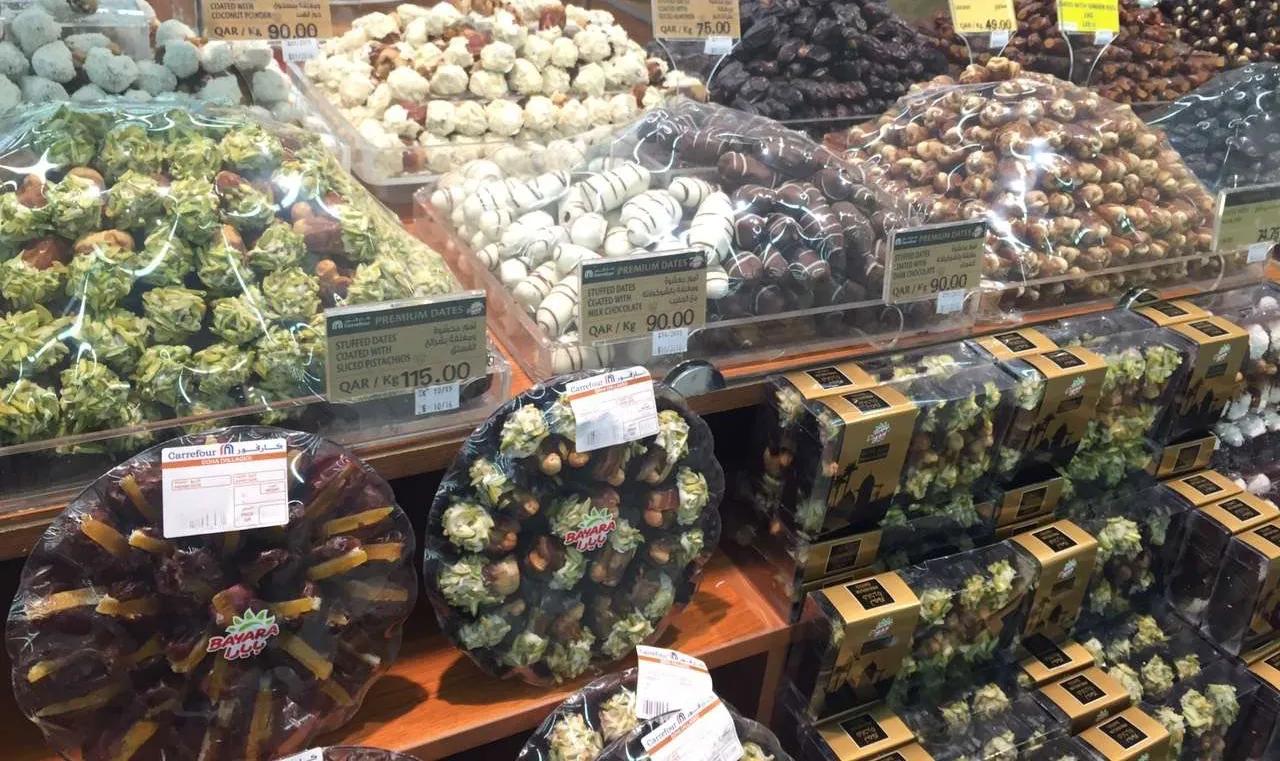 卡塔尔富得流油,卡塔尔流油