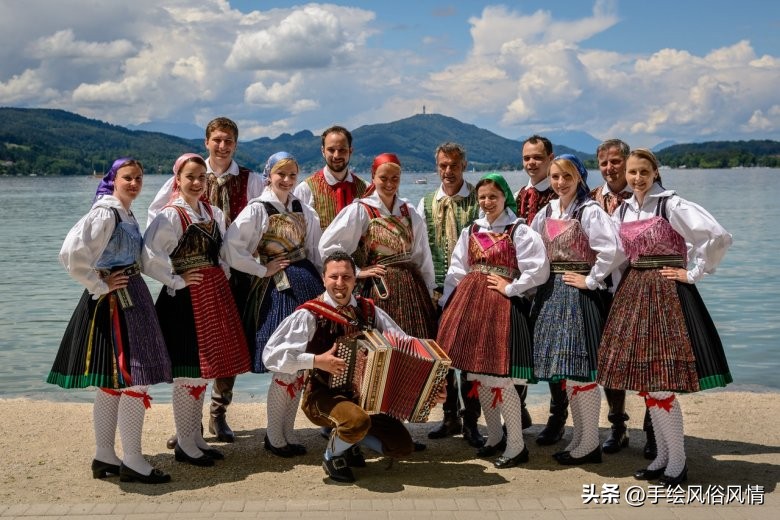 法国民族服装,法国和沙俄军服