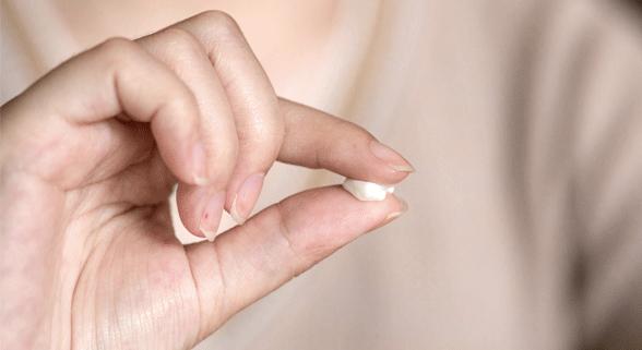 韩国东星小黑瓶祛斑霜，​韩国东星制药60年口碑企业出品！