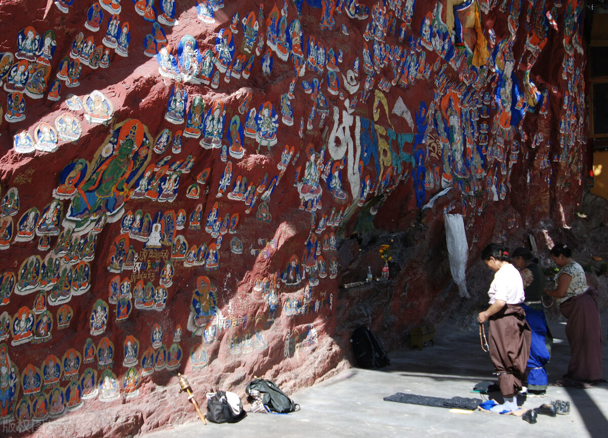 母女俩跟团去大西北旅游安全吗 (去西北旅游跟团危险吗)