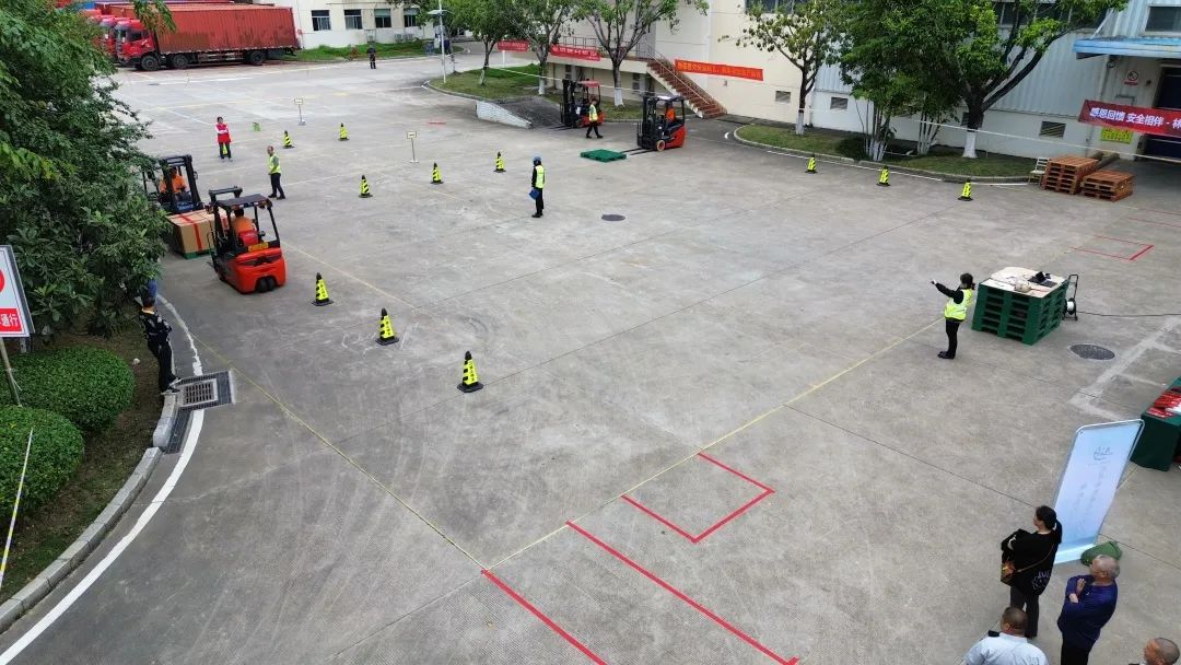 感恩回馈，安全相伴|林德以高品质增值服务走进客户