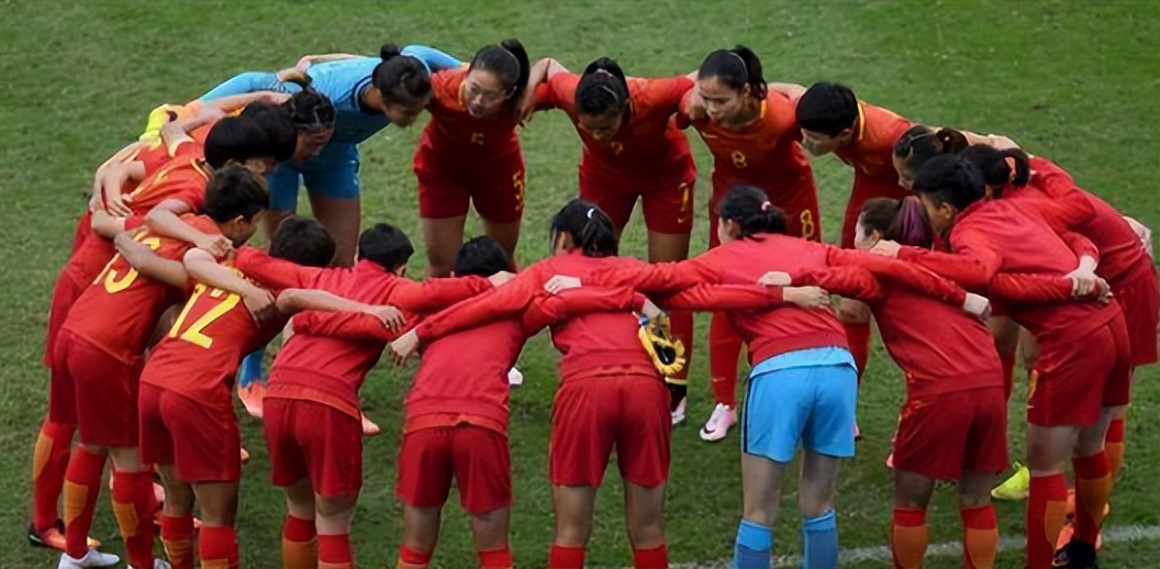 梅西捐款琼中女足,梅西慈善公益完整视频