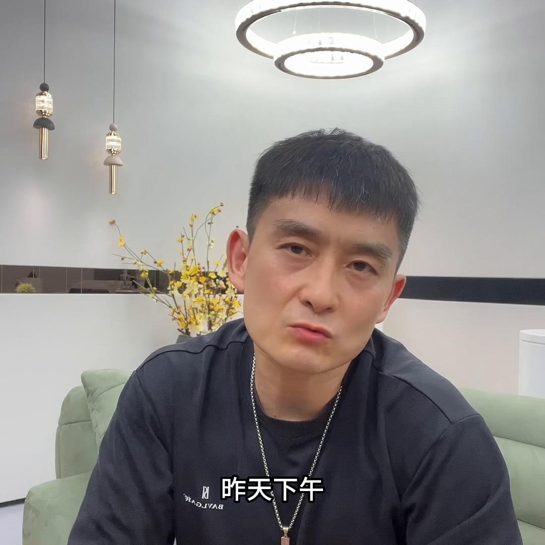 传统灯具实体店的倒闭潮，即将开始…#灯光设计