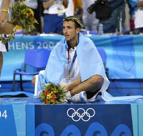 2003阿根廷男篮,2004年男篮阿根廷对美国