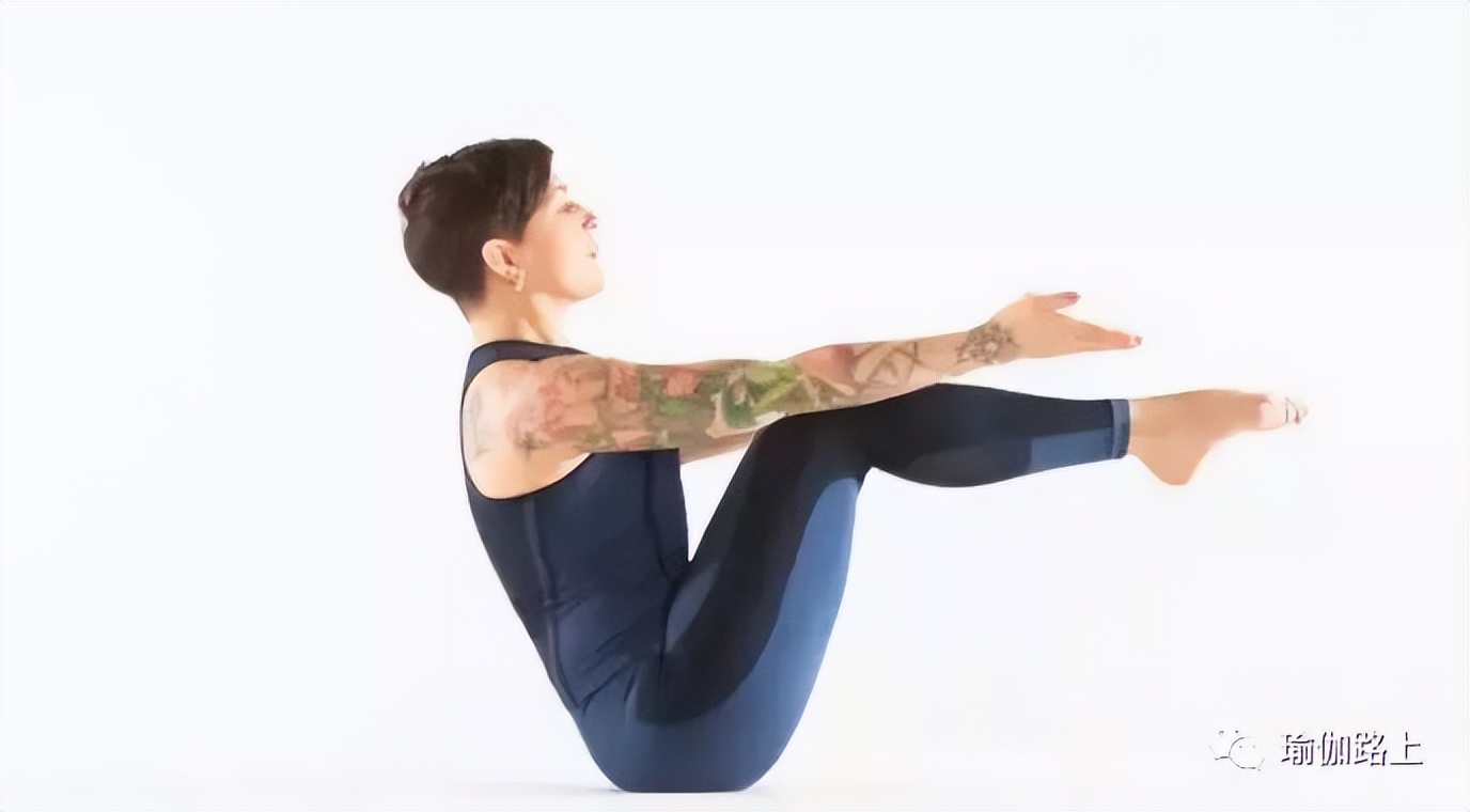 瑜伽深度船式的正确训练方法,瑜伽船式尾骨痛