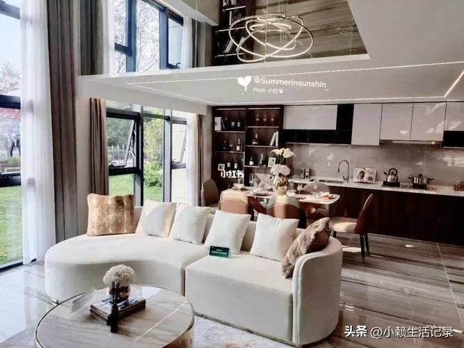 我广东人,28岁今年,在广州黄埔年收入3000万,现在广州买车了