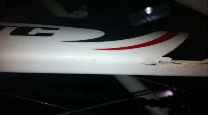 自行车支撑架撑不稳怎么办,自行车没支撑架怎么停