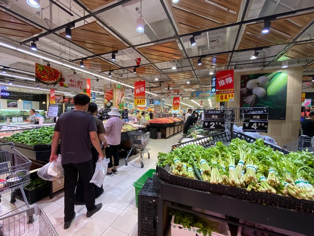 大学生卖猪肉一年赚100万,大学生卖猪肉一年赚200万