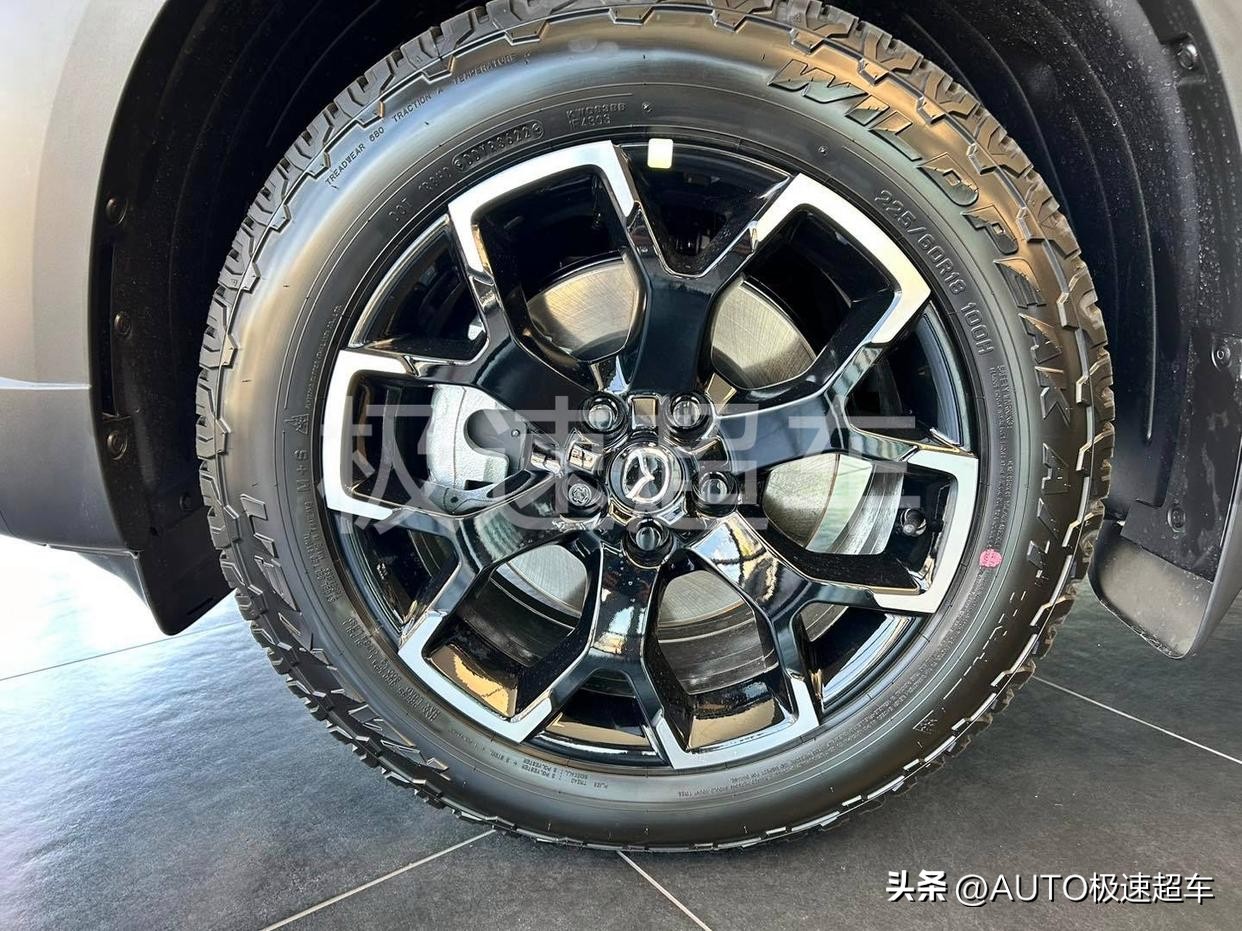 15.98万元起长安马自达cx-50预售,2.5升四驱马自达cx50最新款落地价