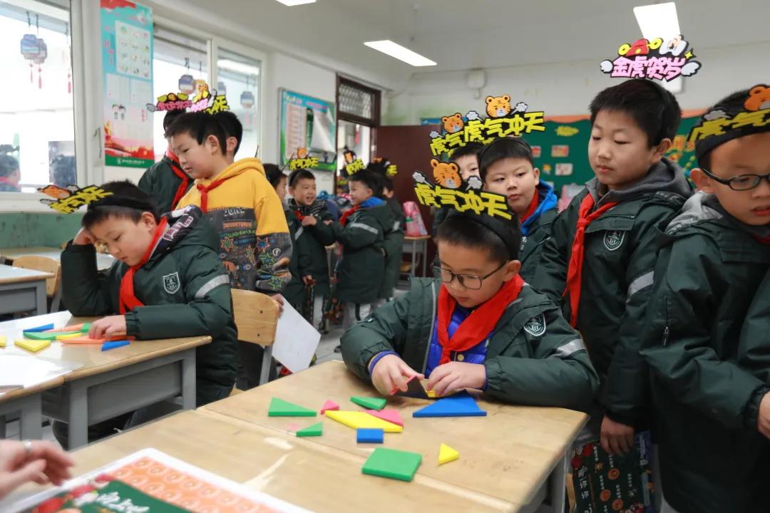 期末的华丽转型，南师附中树人学校附属小学的趣味游考太有创意了