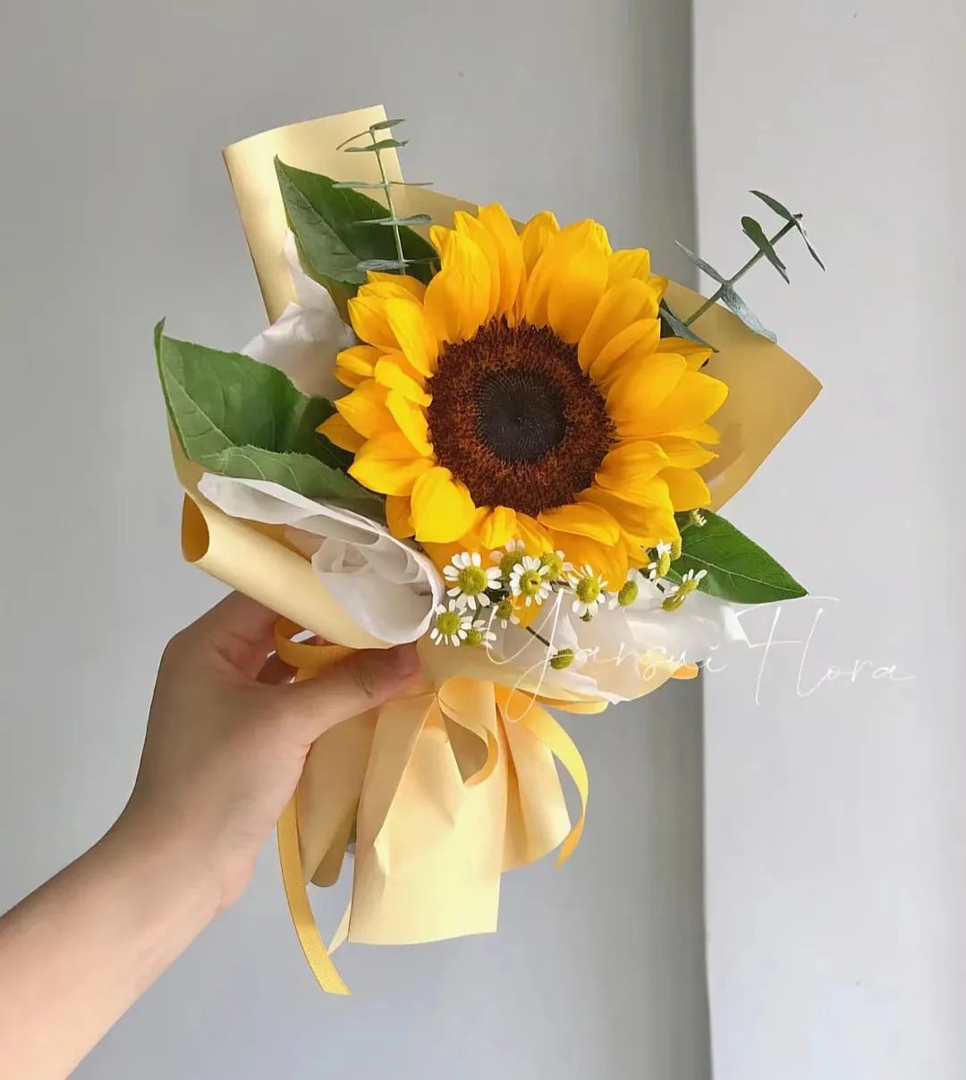 那些没说出口的话就留在心里,那些没说出口的话就藏在心里吧