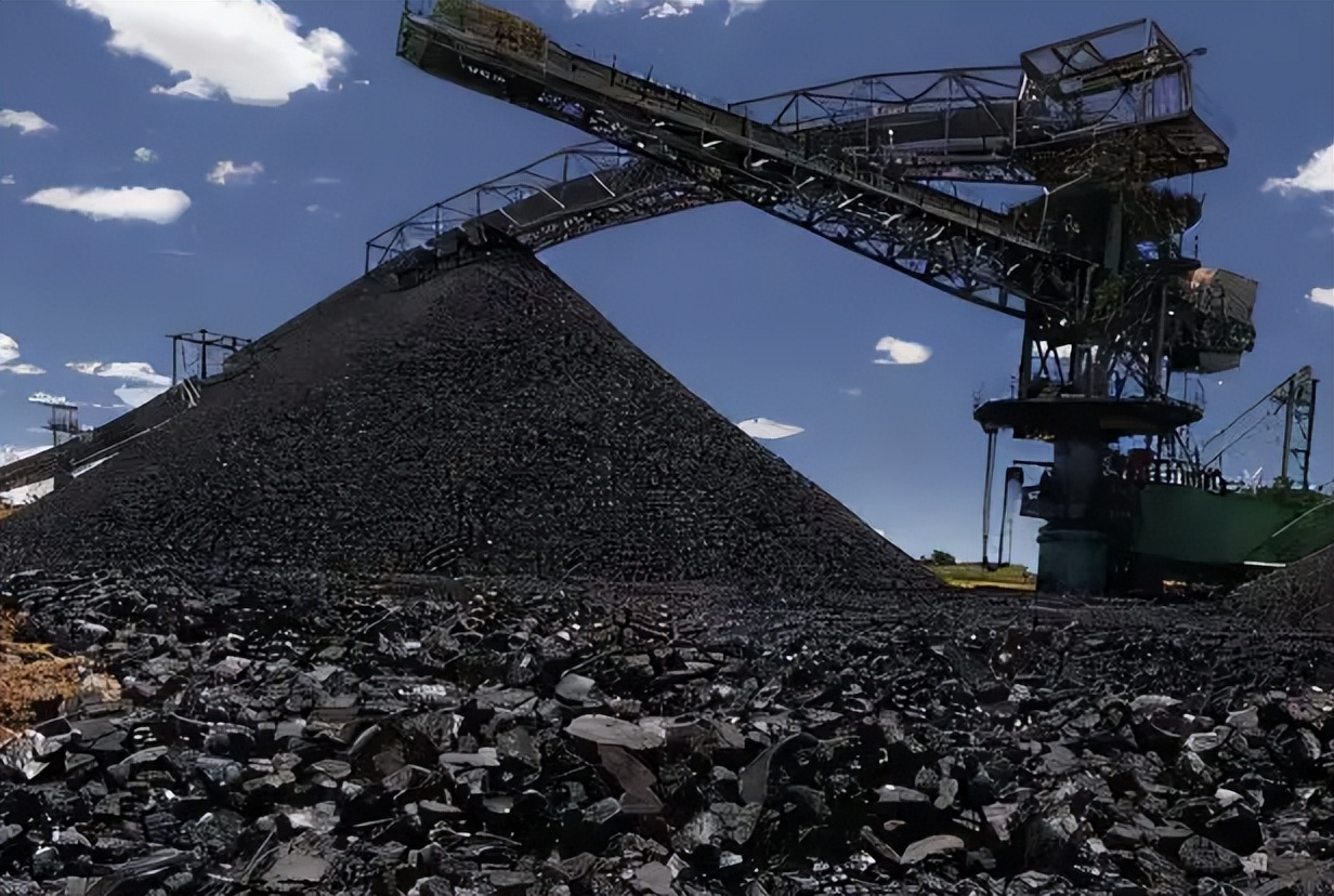 亚洲首富阿达尼近况,亚洲首富阿达尼年轻时照片