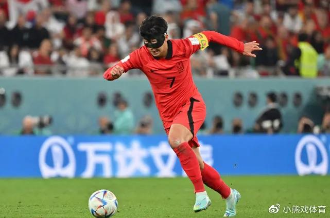 孙兴慜请队友吃韩国烤肉,孙兴慜英超吃泡菜