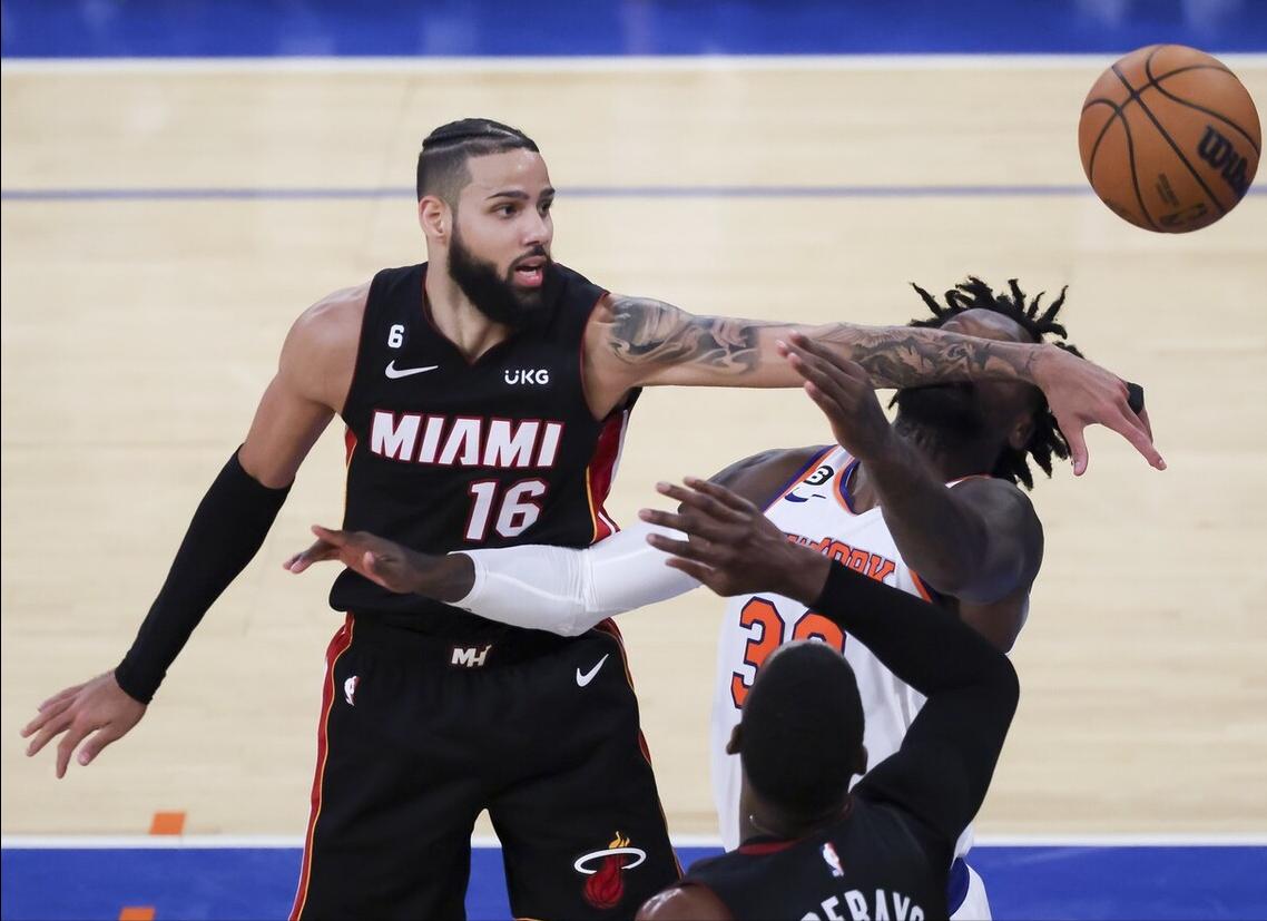 黑八逆袭获得总冠军,黑八逆袭