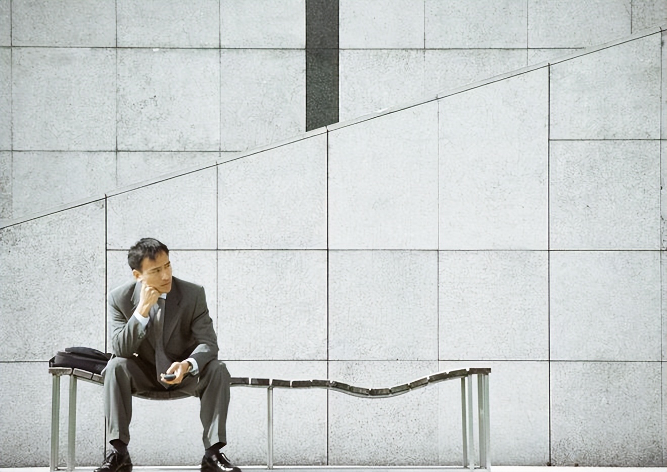 人在职场，渴望双休