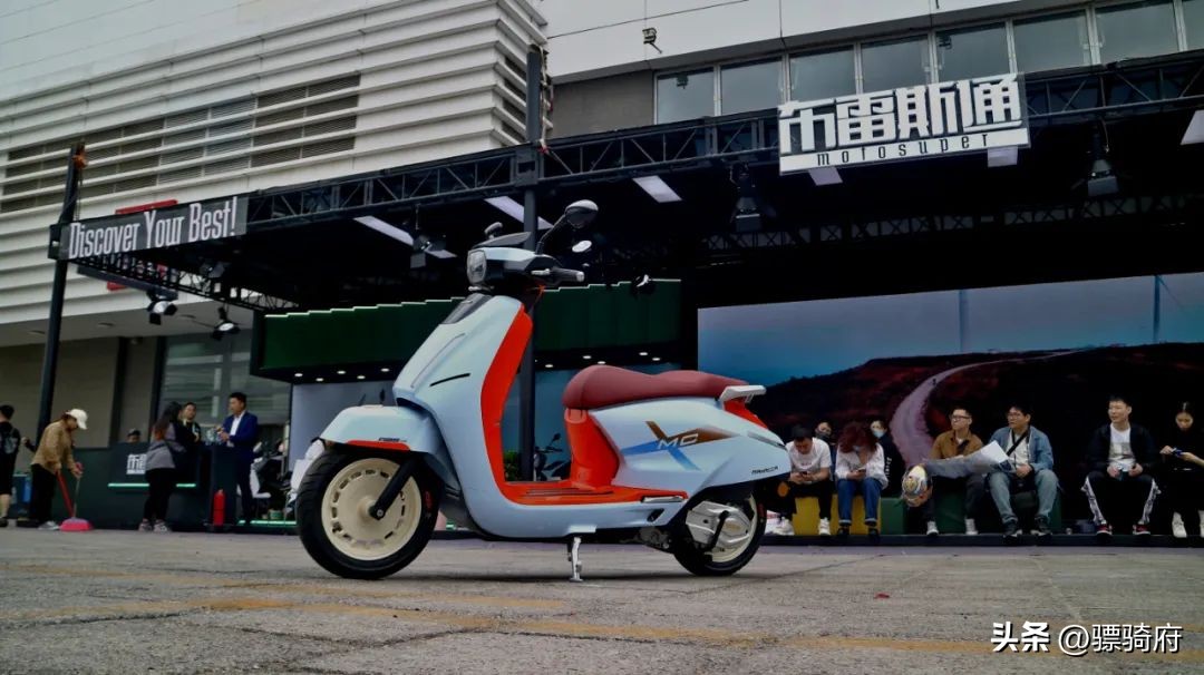 布雷斯通150踏板试驾,布雷斯通蓝卡150经典复古踏板价格