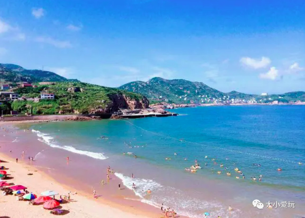 这座颜值逆天的“千岛之城”坐拥金沙白浪，还有机会偶遇荧光海哦
