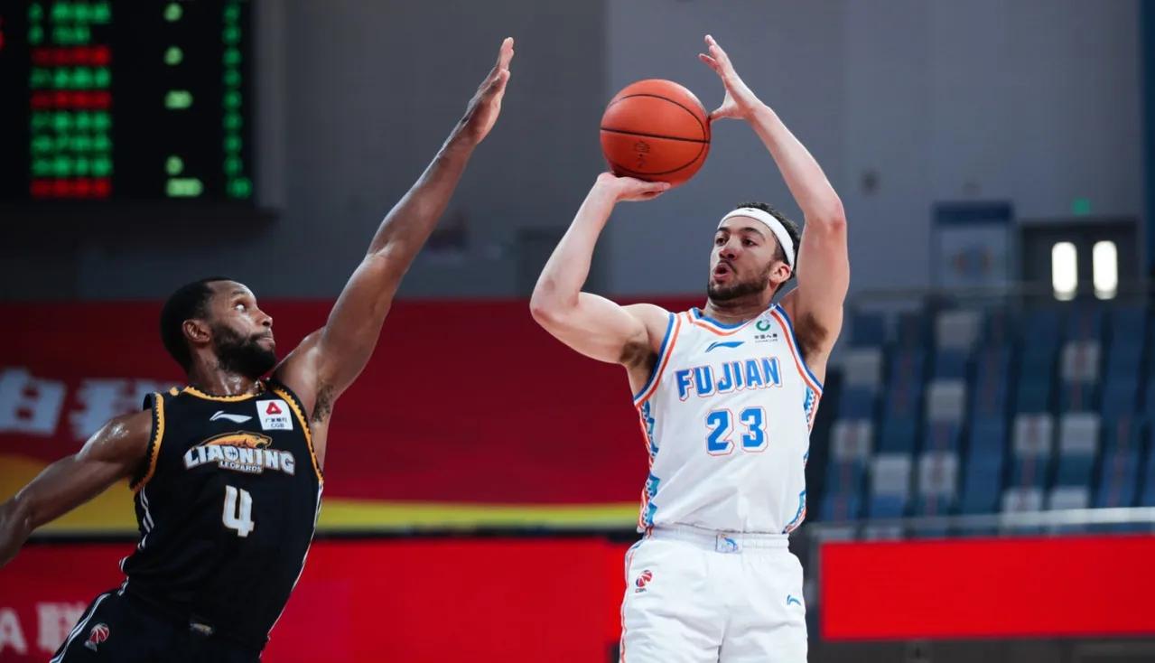 福建男篮惜败广东男篮,福建男篮惨遭北京逆转