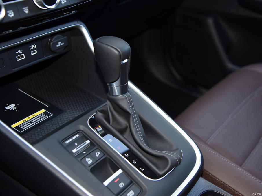 本田crv臻享版7座发动机介绍,2024款本田crv四驱臻享版详细介绍