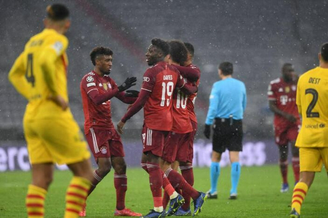 哈维同样错误犯两次，巴萨巨星变“水货”谁之过？新范戴克被乱用