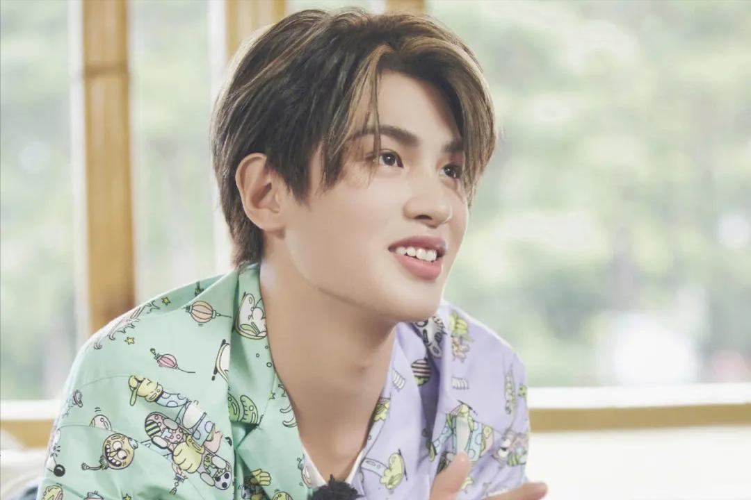 家世显赫的6位男星,五位身价过亿继承家业的男明星